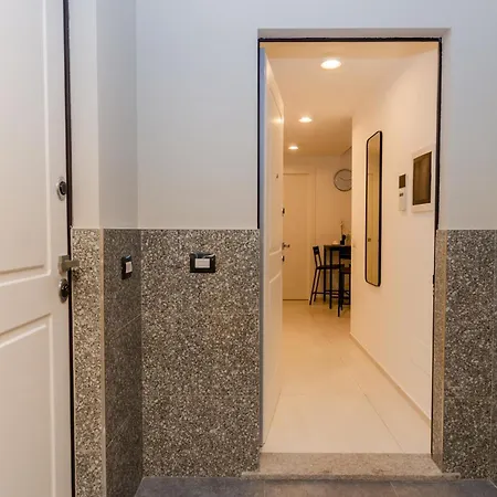 Mini Loft Linate Airport And Blu Metro Milánó